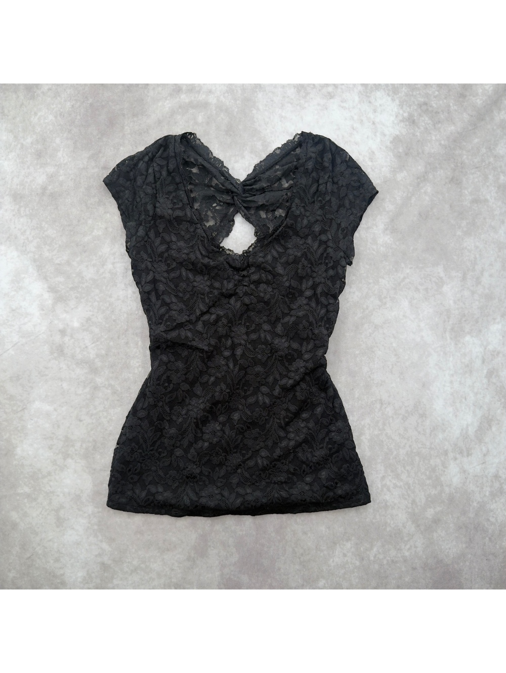 Y2K Black Floral Lace Cutout Back Top Size M (8)